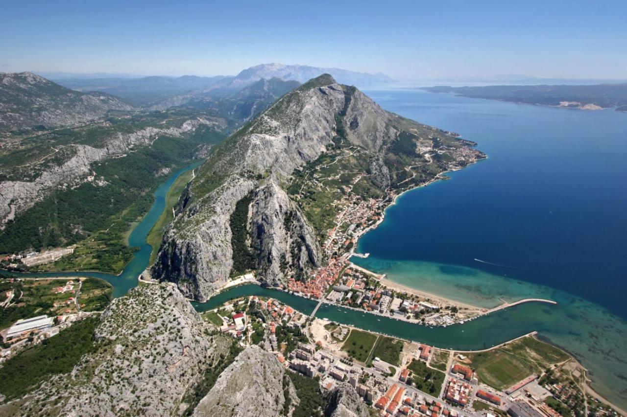 Apartment In Omis With Sea View, Balcony, Air Conditioning, Wi-Fi Zewnętrze zdjęcie
