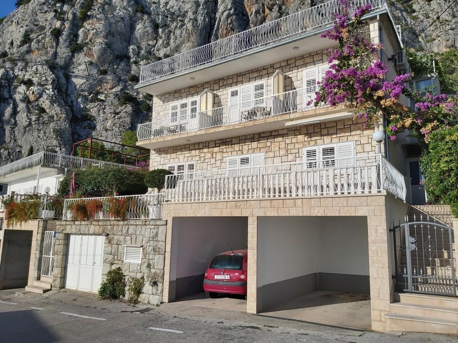 Apartment In Omis With Sea View, Balcony, Air Conditioning, Wi-Fi Zewnętrze zdjęcie